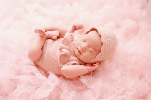 博白两个月宝宝长牙